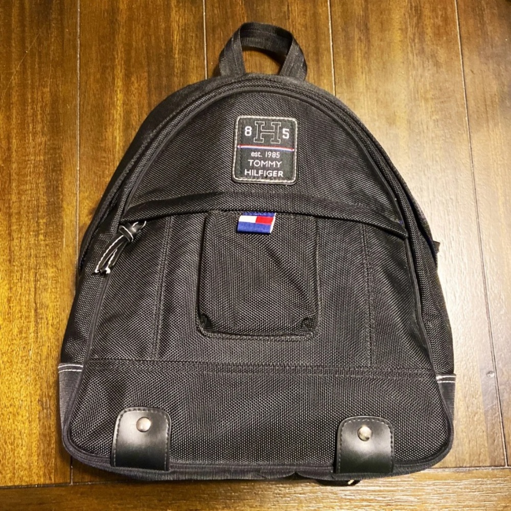 Vintage Tommy Hilfiger backpack. Like new